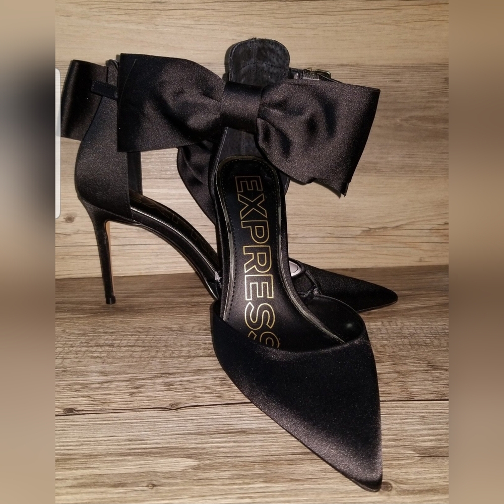 Pumps Size 9
